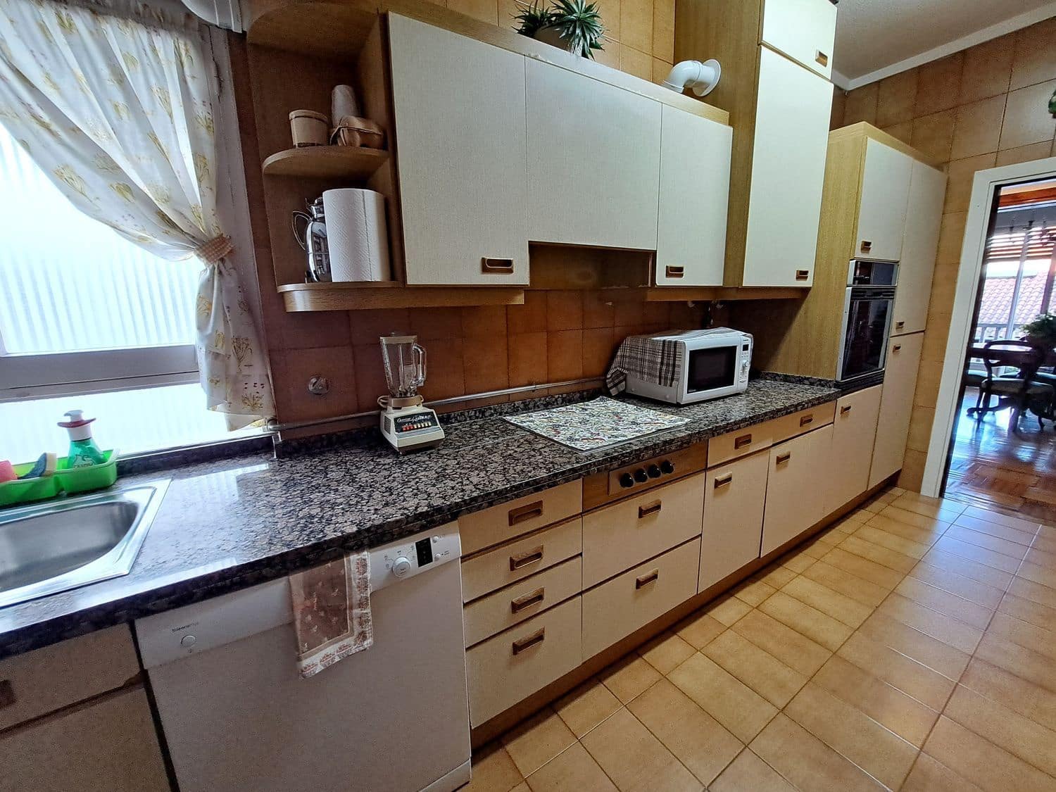 4 slaapkamer Appartement te koop in Gijon met garage - € 450.000 (Ref: 9439521)