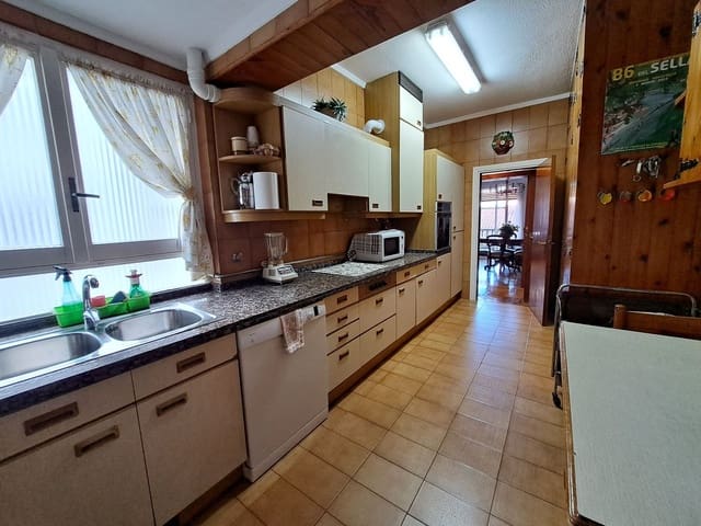 4 soveværelse Lejlighed til salg i Centro Urbano, Gijón med garage - € 450.000 (Ref: 9439521)