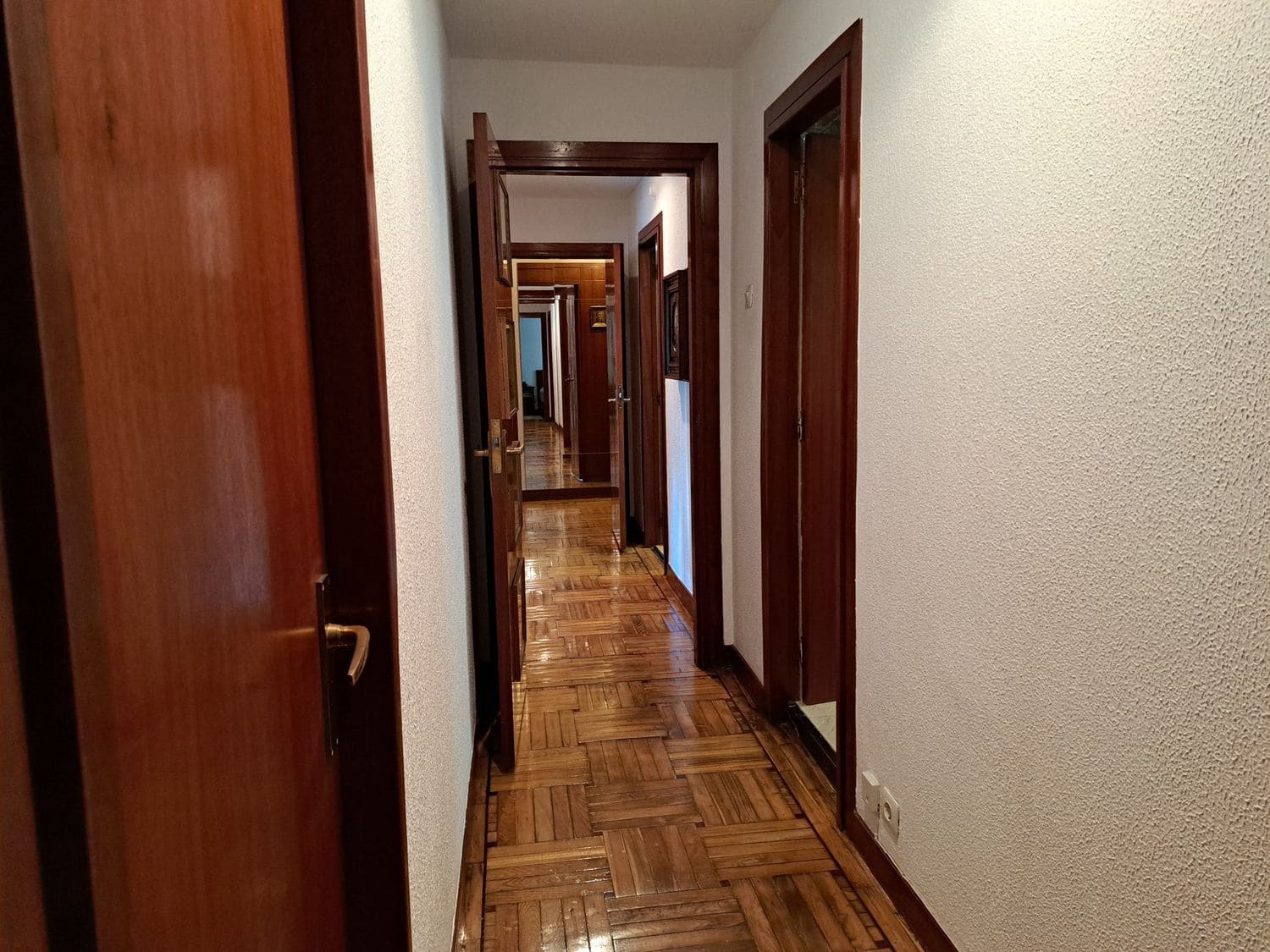 4 slaapkamer Appartement te koop in Gijon met garage - € 450.000 (Ref: 9439521)