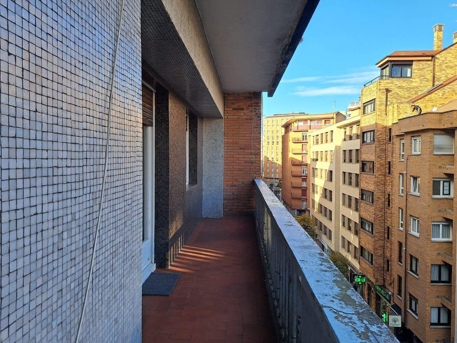 4 slaapkamer Appartement te koop in Gijon met garage - € 450.000 (Ref: 9439521)