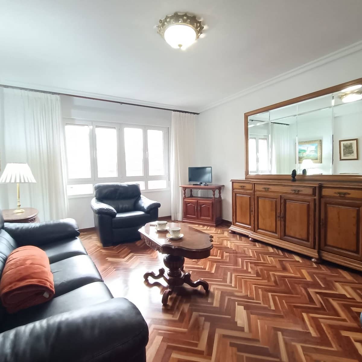 3 soveværelse Lejlighed til salg i Gijon med garage - € 256.000 (Ref: 9439523)