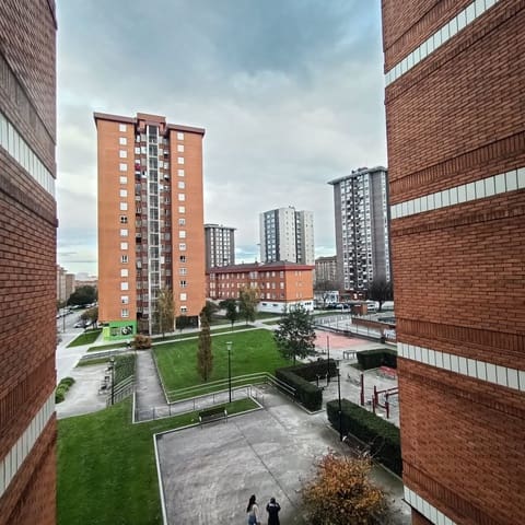 3 soveværelse Lejlighed til salg i Centro Urbano, Gijón med garage - € 256.000 (Ref: 9439523)