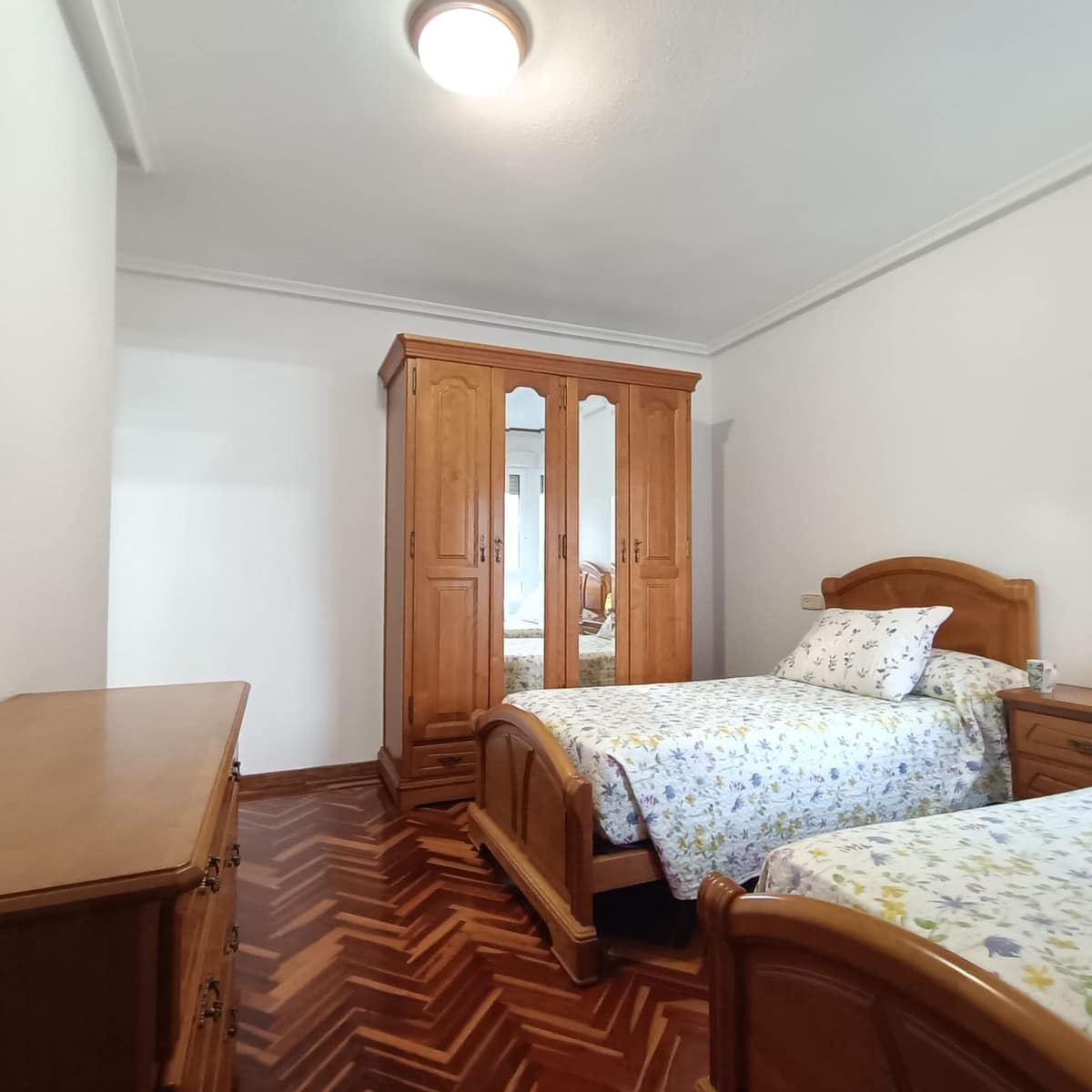 3 soveværelse Lejlighed til salg i Gijon med garage - € 256.000 (Ref: 9439523)