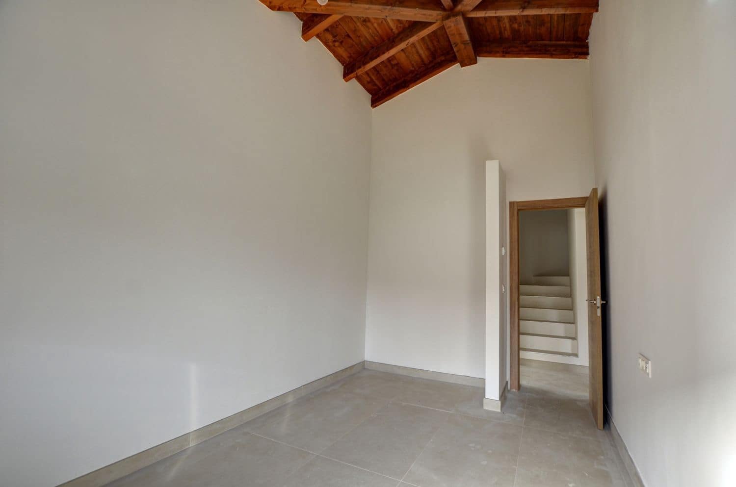 4 slaapkamer Villa te koop in Parres met garage - € 399.000 (Ref: 9439524)