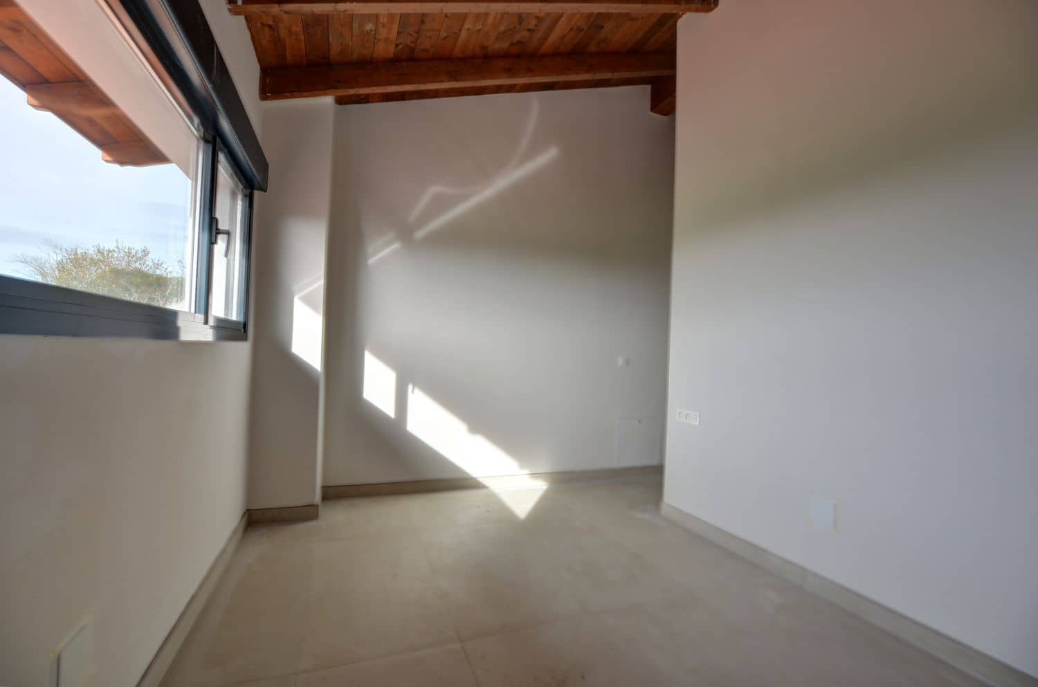 4 slaapkamer Villa te koop in Parres met garage - € 399.000 (Ref: 9439524)