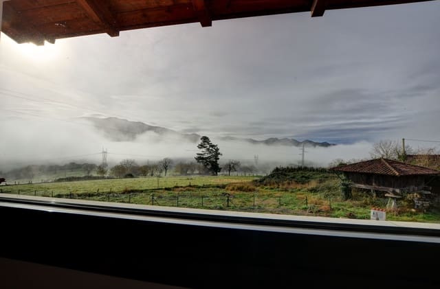 4 sovrum Villa till salu i Parres med garage - 399 000 € (Ref: 9439524)