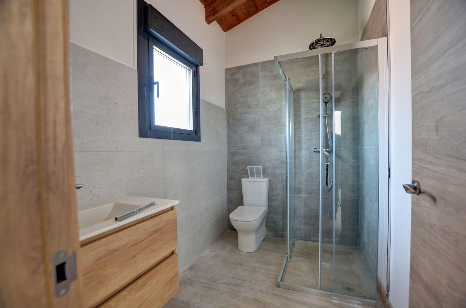 4 slaapkamer Villa te koop in Parres met garage - € 399.000 (Ref: 9439524)