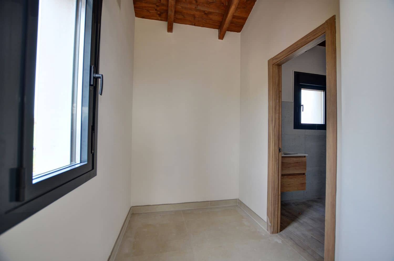 4 slaapkamer Villa te koop in Parres met garage - € 399.000 (Ref: 9439524)