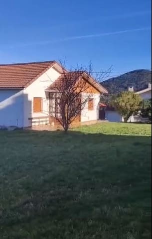 7 soveværelse Finca/Landehus til salg i Valdés med garage - € 340.000 (Ref: 9439525)