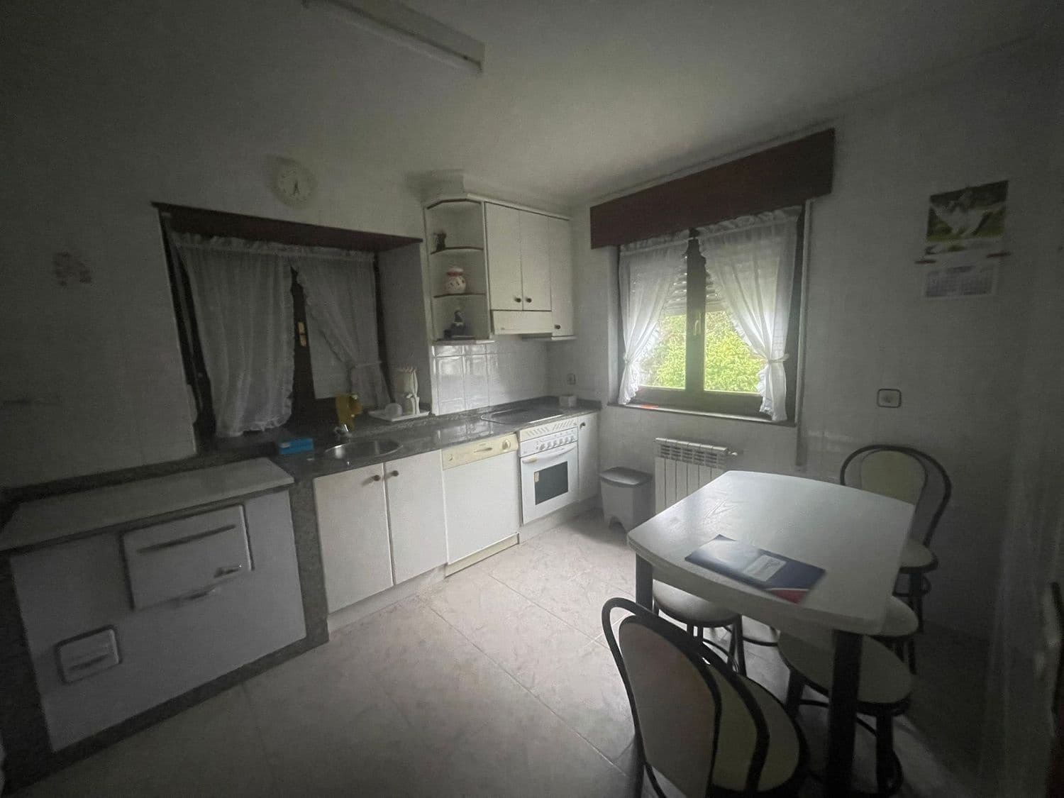 7 bedroom Finca/Country House for sale in Valdes with garage - € 340,000 (Ref: 9439525)