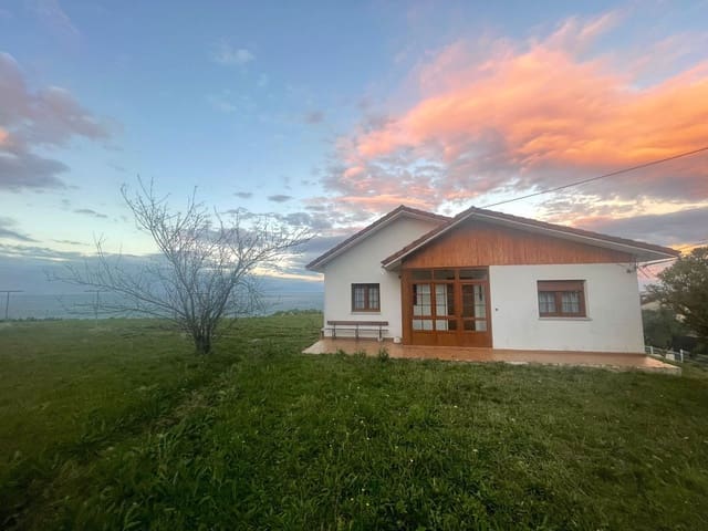 7 soveværelse Finca/Landehus til salg i Valdés med garage - € 340.000 (Ref: 9439525)