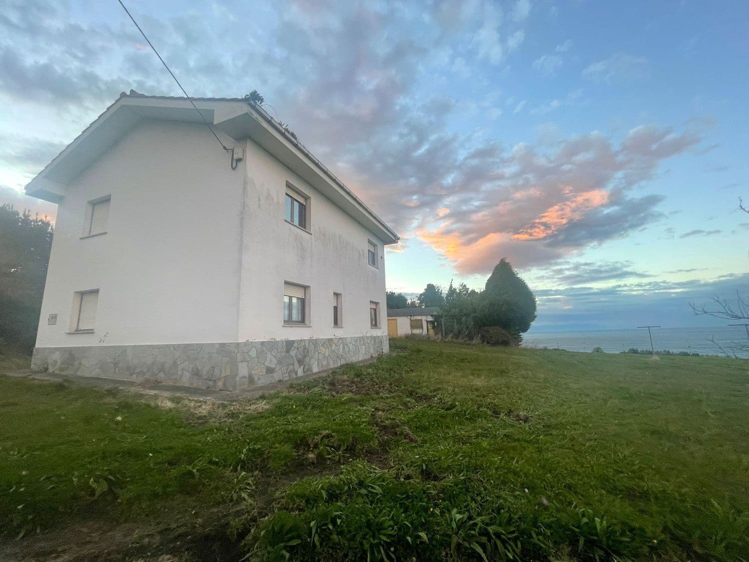 7 bedroom Finca/Country House for sale in Valdes with garage - € 340,000 (Ref: 9439525)