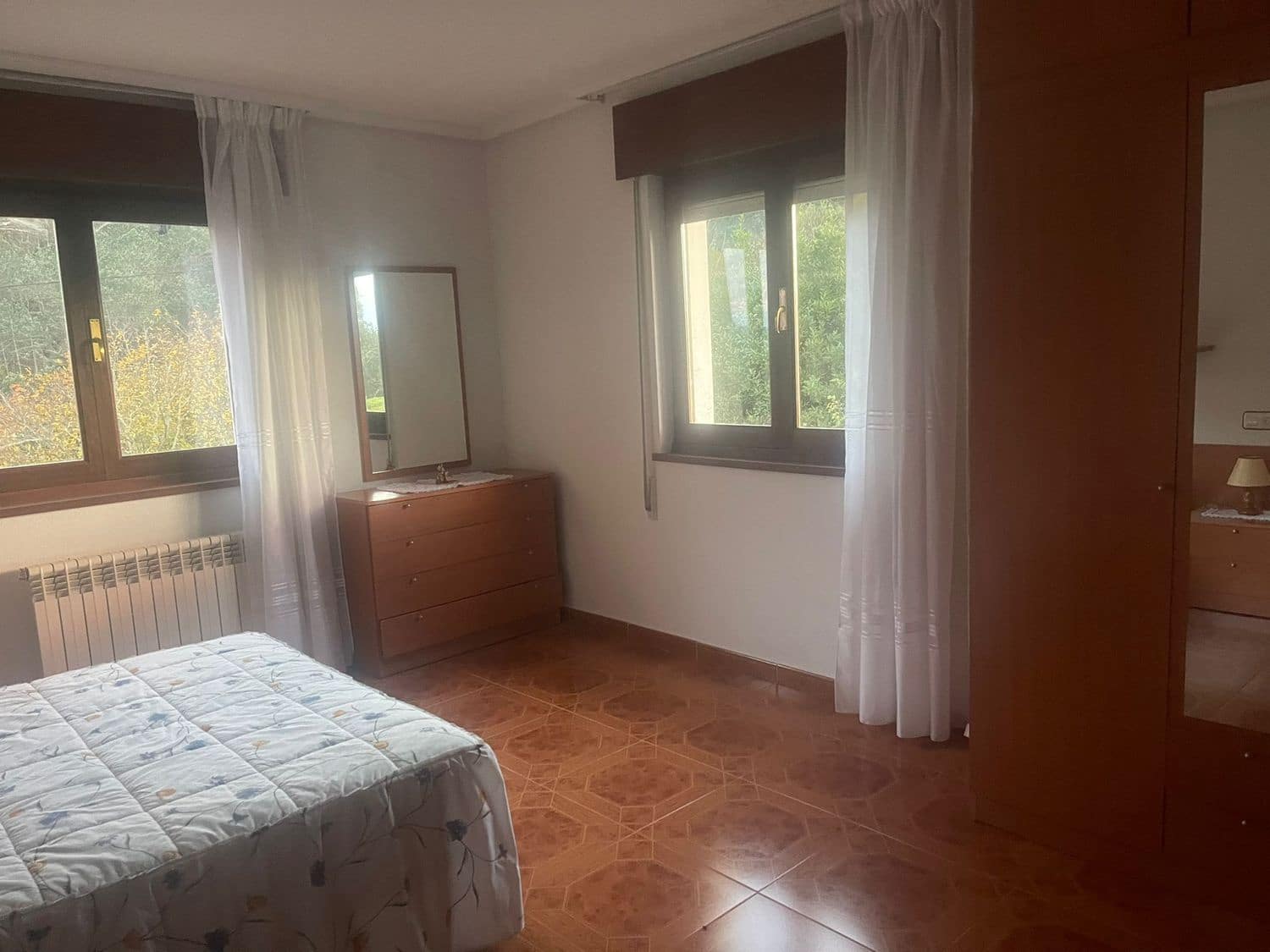 7 bedroom Finca/Country House for sale in Valdes with garage - € 340,000 (Ref: 9439525)