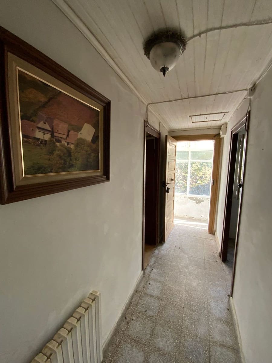 3 soveværelse Finca/Landehus til salg i Tineo med garage - € 240.000 (Ref: 9439526)