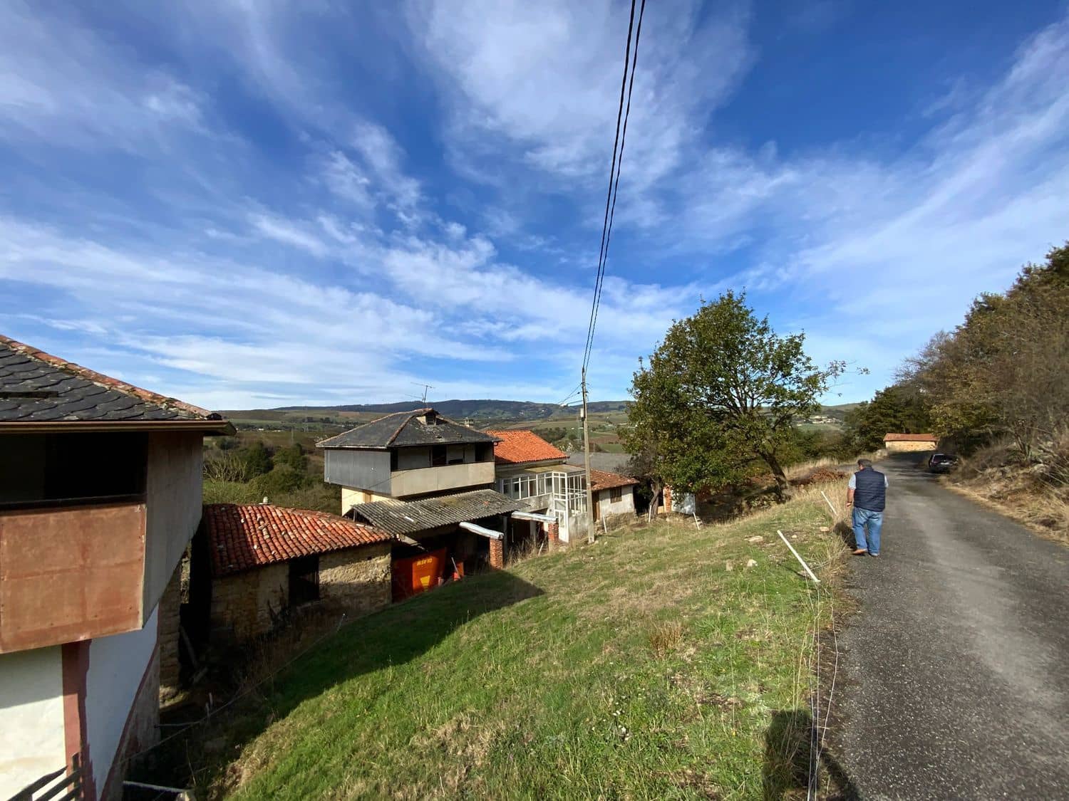 3 soveværelse Finca/Landehus til salg i Tineo med garage - € 240.000 (Ref: 9439526)