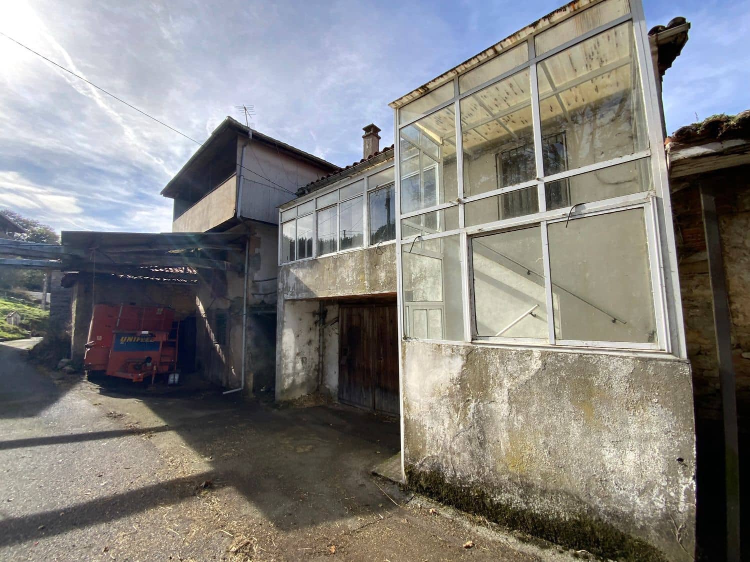 3 soveværelse Finca/Landehus til salg i Tineo med garage - € 240.000 (Ref: 9439526)
