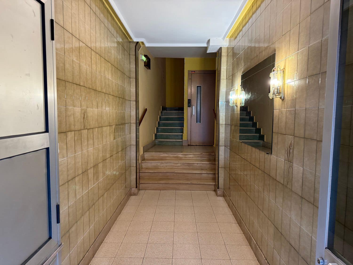 3 soverom Leilighet til salgs i Gijon med garasje - € 148 000 (Ref: 9441274)