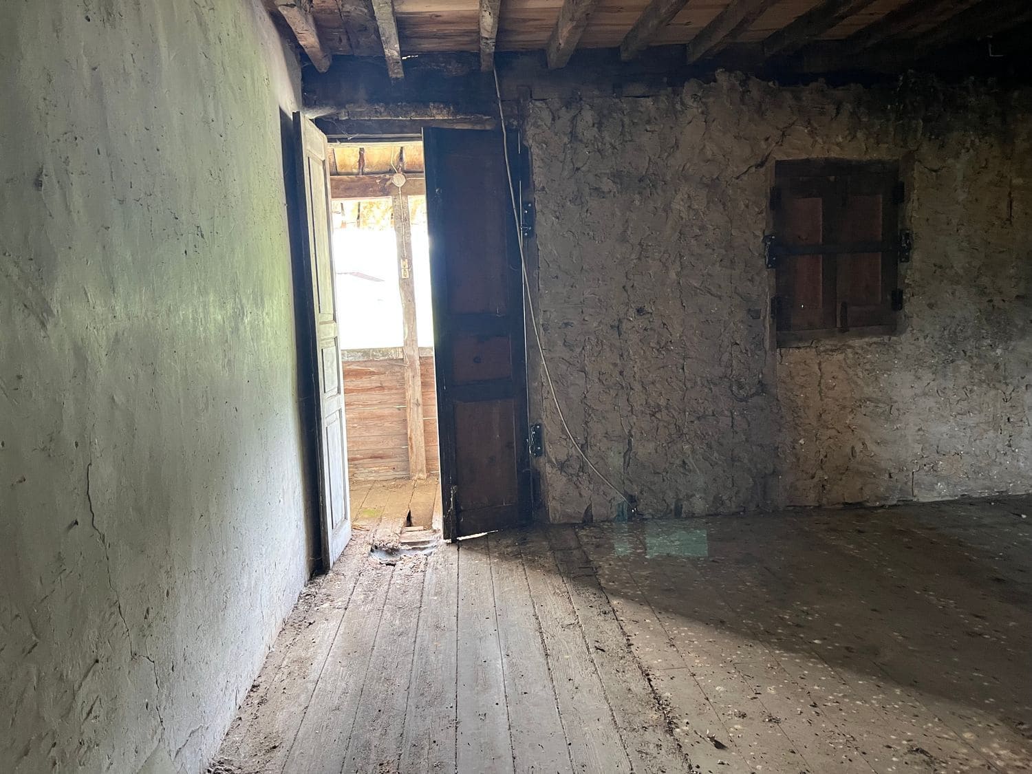 5 slaapkamer Finca/Landhuis te koop in Nava met garage - € 35.000 (Ref: 9441275)