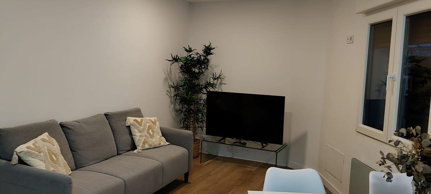 2 quarto Apartamento para arrendar em Gijon com garagem - 825 € (Ref: 9441679)