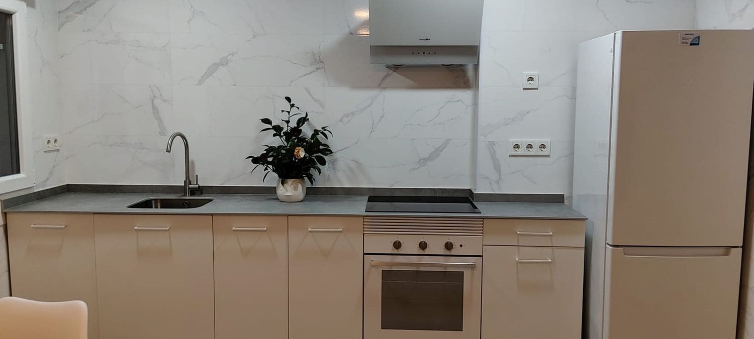 2 quarto Apartamento para arrendar em Gijon com garagem - 825 € (Ref: 9441679)