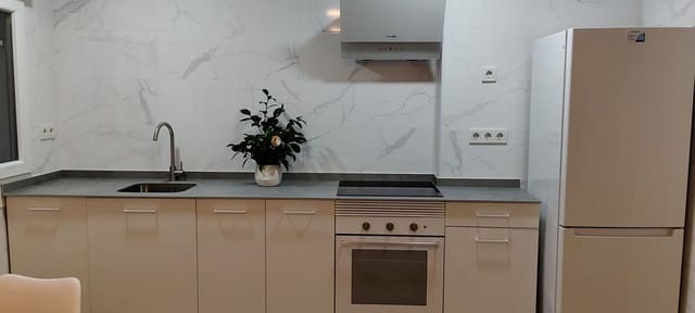 2 sypialnia Apartament do wynajęcia w Centro Urbano, Gijón z garażem - 825 € (Ref: 9441679)