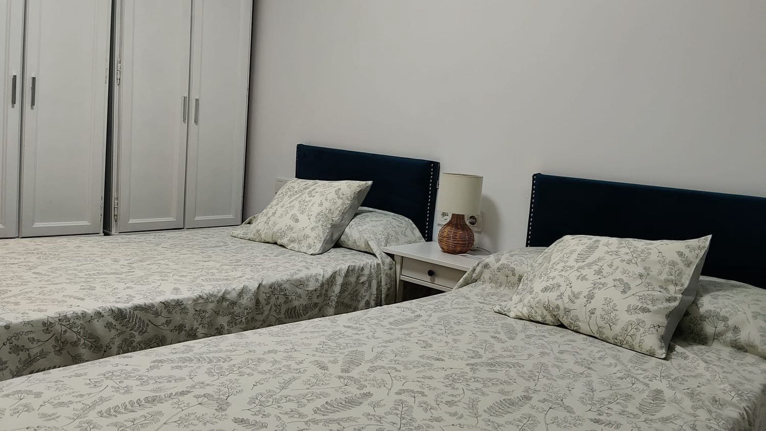 2 quarto Apartamento para arrendar em Gijon com garagem - 825 € (Ref: 9441679)