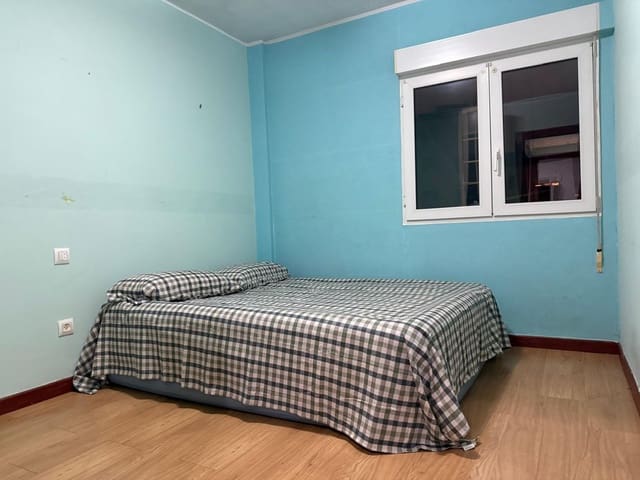 3 soveværelse Lejlighed til salg i Centro Urbano, Gijón med garage - € 154.500 (Ref: 9448835)