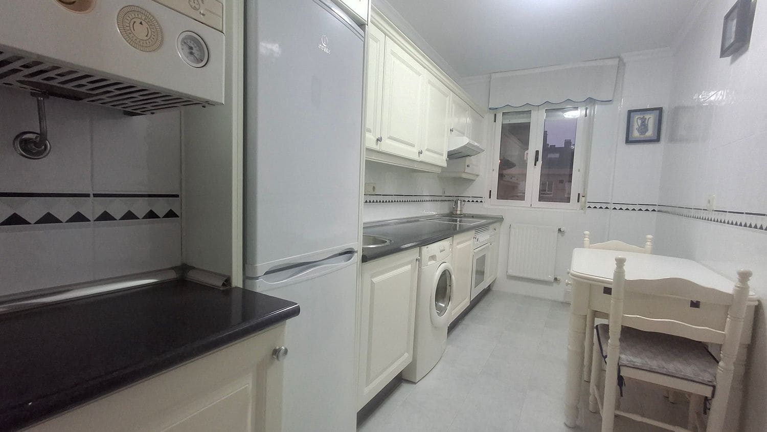 2 soverom Leilighet til salgs i Oviedo med garasje - € 165 000 (Ref: 9450099)