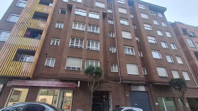 2 soverom Leilighet til salgs i Centro Urbano, Oviedo med garasje - € 165 000 (Ref: 9450099)