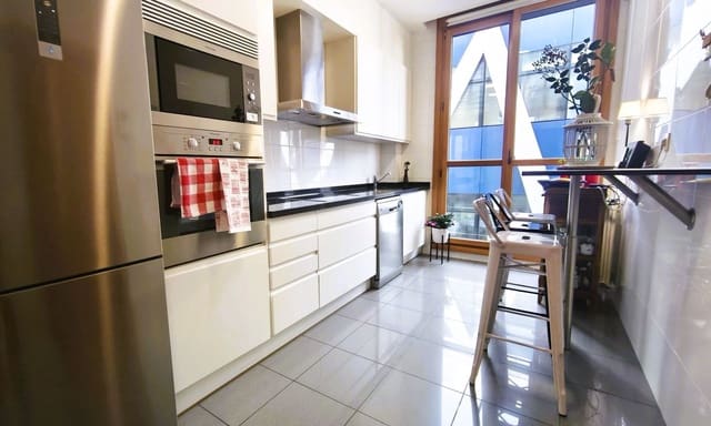 2 chambre Appartement à vendre à Centro Urbano, Gijón avec garage - 425 000 € (Ref: 9451836)