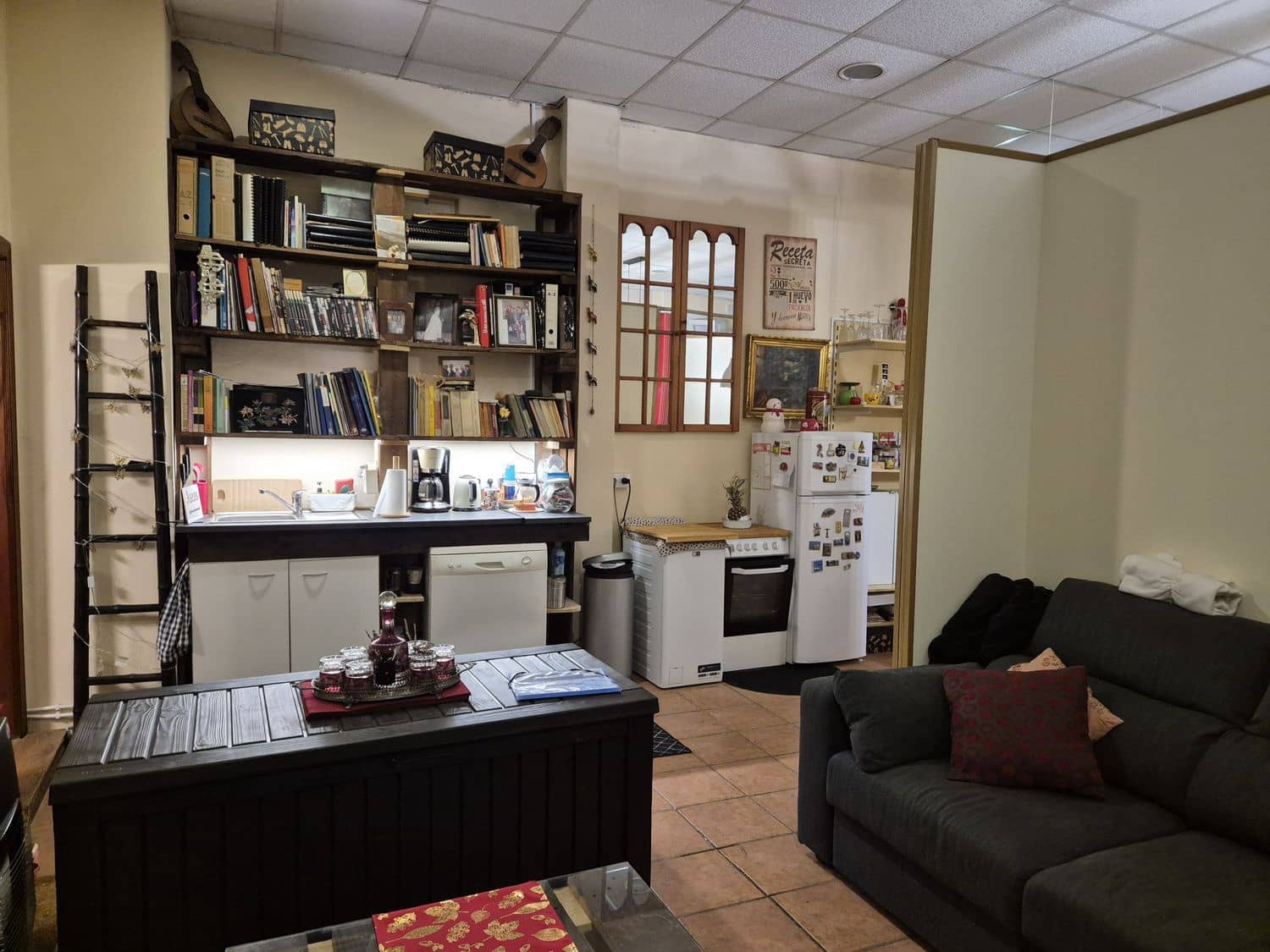 Kommersiell att hyra i Gijon - 1 200 € (Ref: 9451838)