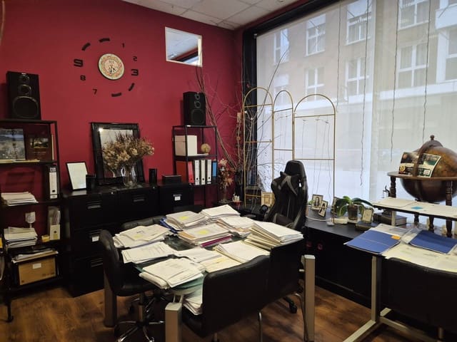 Commerciale da affittare in Centro Urbano, Gijón - 1.200 € (Rif: 9451838)