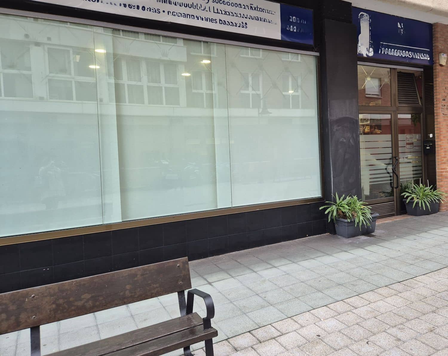 Kommersiell att hyra i Gijon - 1 200 € (Ref: 9451838)