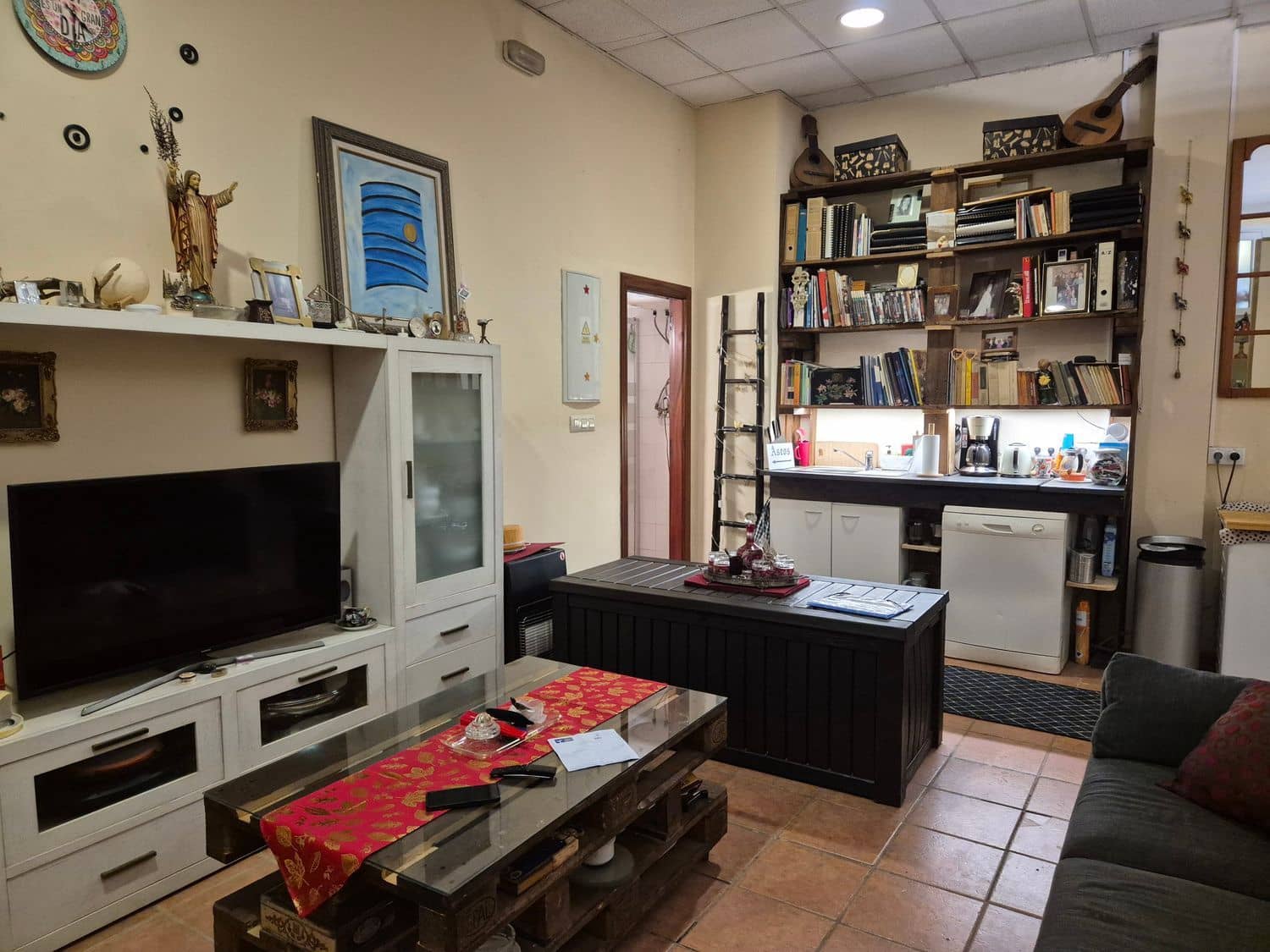 Kommersiell att hyra i Gijon - 1 200 € (Ref: 9451838)