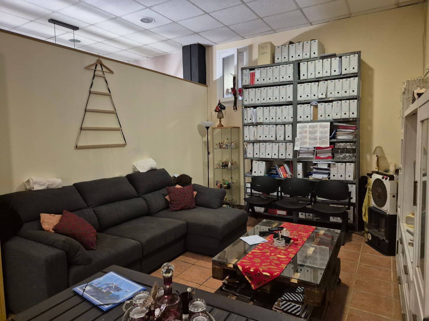 Kommersiell att hyra i Gijon - 1 200 € (Ref: 9451838)