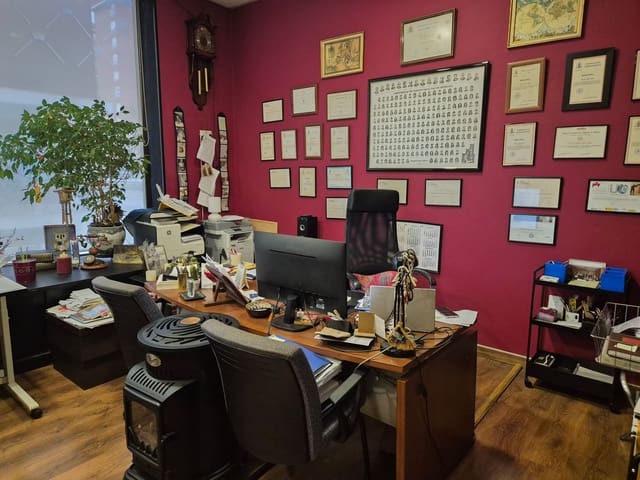 Commerciale da affittare in Centro Urbano, Gijón - 1.200 € (Rif: 9451838)