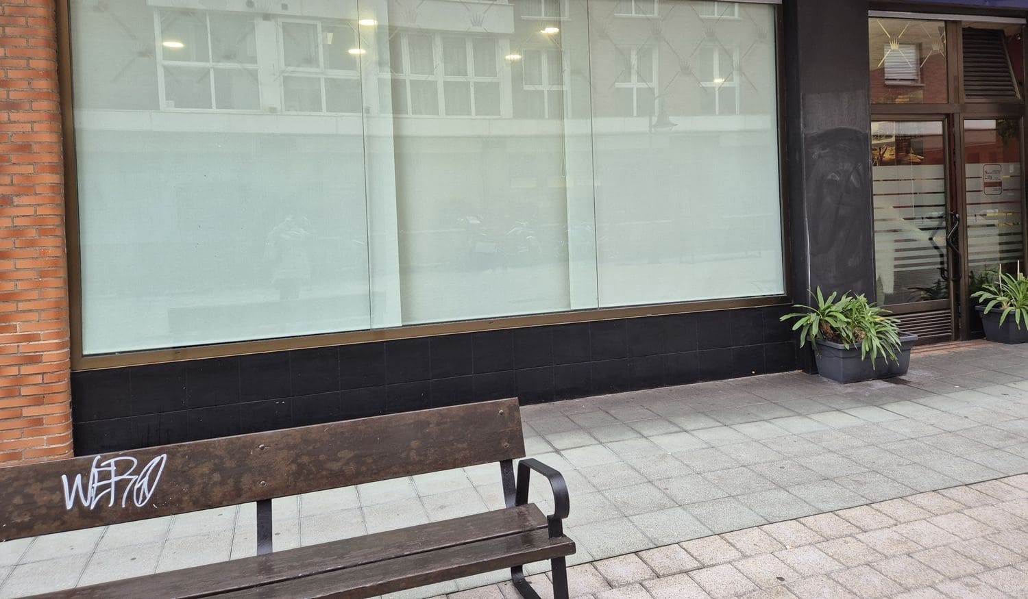 Kommersiell att hyra i Gijon - 1 200 € (Ref: 9451838)