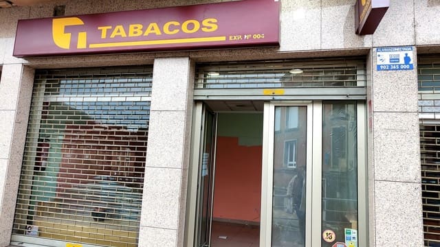 Local Commercial à vendre à Aller - 57 000 € (Ref: 9451839)