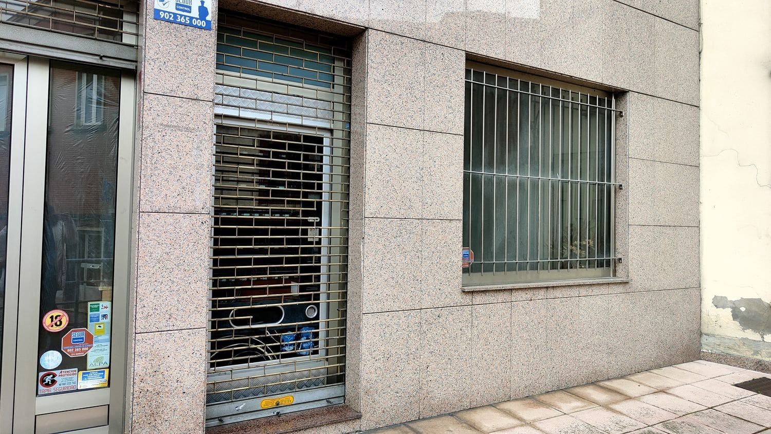 Komercyjne na sprzedaż w Aller - 57 000 € (Ref: 9451839)