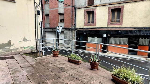 Local Commercial à vendre à Aller - 57 000 € (Ref: 9451839)