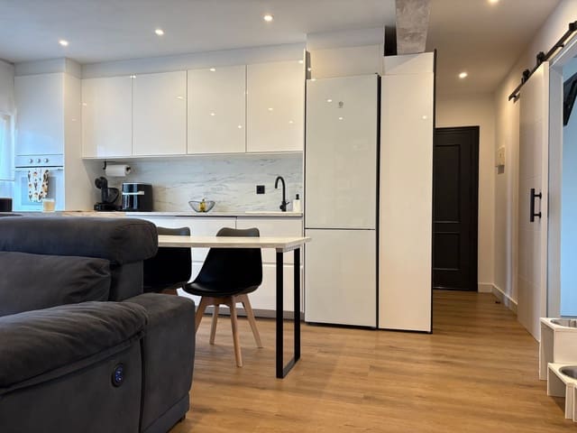 2 sypialnia Apartament na sprzedaż w Centro Urbano, Gijón z garażem - 130 000 € (Ref: 9455741)