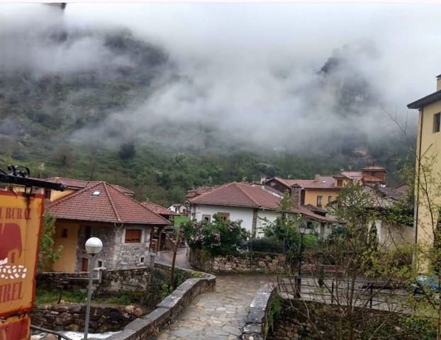 Commercial for sale in Somiedo - € 20,000 (Ref: 9455742)