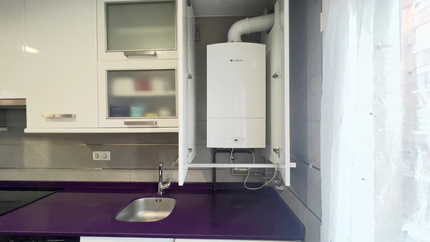 3 quarto Apartamento para arrendar em Gijon com garagem - 850 € (Ref: 9455743)