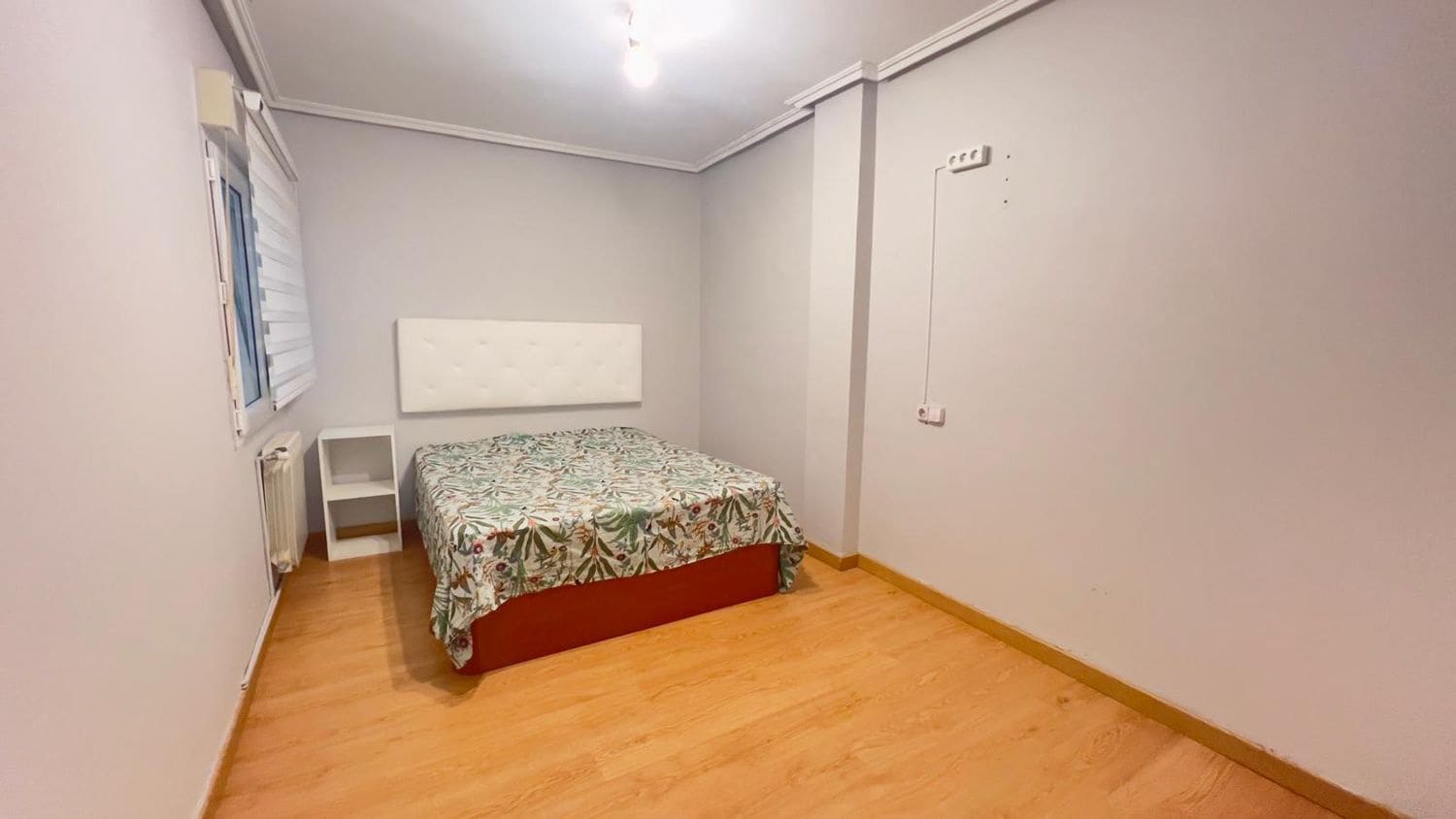 3 quarto Apartamento para arrendar em Gijon com garagem - 850 € (Ref: 9455743)