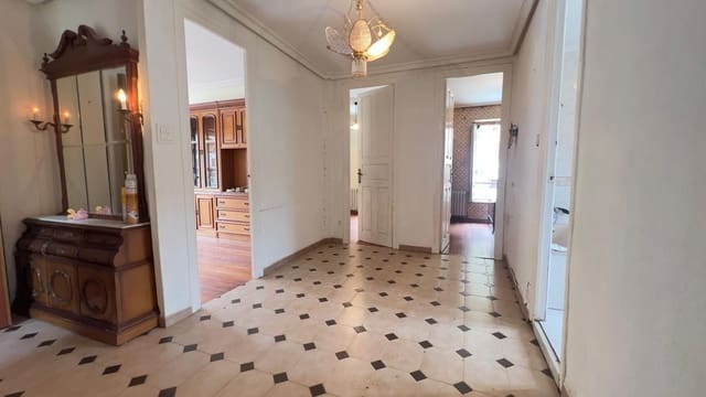 3 bedroom Apartment for sale in Pola de Somiedo, Somiedo with garage - € 153,000 (Ref: 9455744)