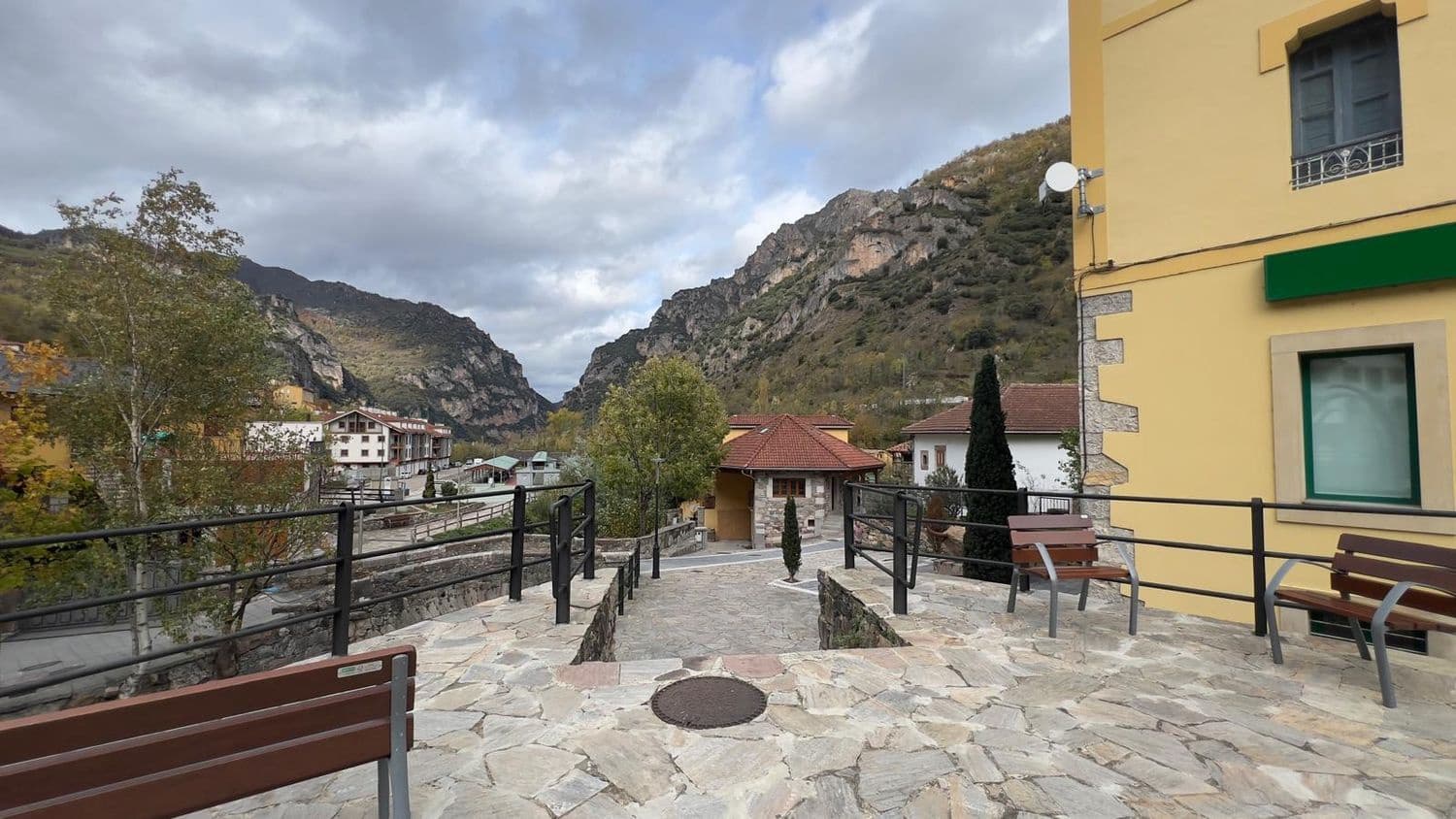 Apartamento de 3 habitaciones en Somiedo en venta con garaje - 153.000 € (Ref: 9455744)