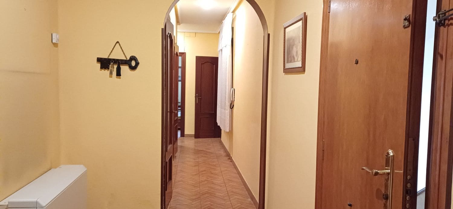 4 quarto Apartamento para venda em Mieres com garagem - 72 500 € (Ref: 9460961)