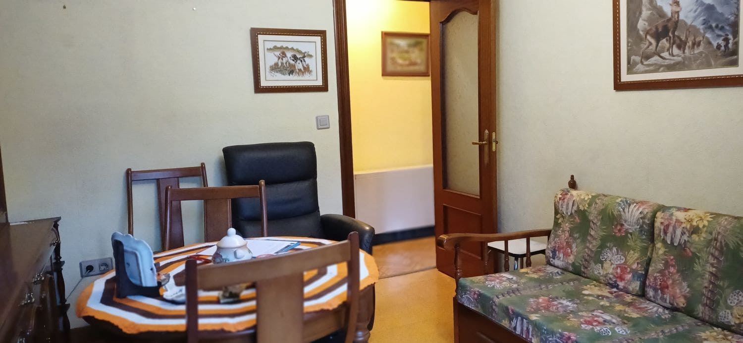 4 quarto Apartamento para venda em Mieres com garagem - 72 500 € (Ref: 9460961)