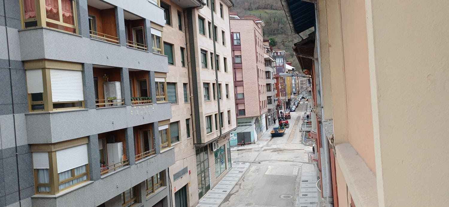 4 quarto Apartamento para venda em Mieres com garagem - 72 500 € (Ref: 9460961)