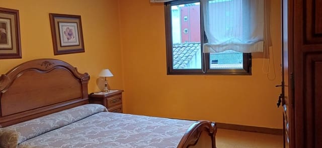 4 quarto Apartamento para venda em Mieres com garagem - 72 500 € (Ref: 9460961)